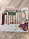 Set de Pinceau + Beauty Blender à Maquillage (Beauty Brushes)🩷🌸